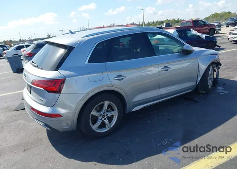 2021 Audi Q5 Premium 45 Tfsi Quattro S Tronic z USA, uszkodzony, nr VIN WA1AAAFYXM2005375